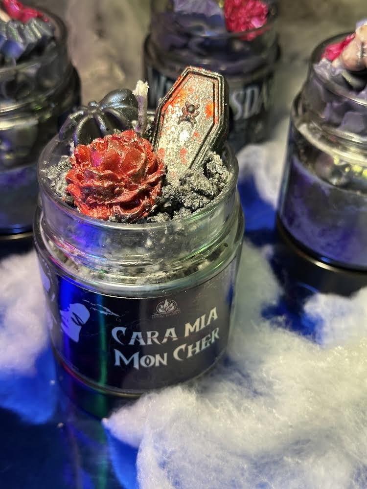 Vela-literaria-Morticia Adams